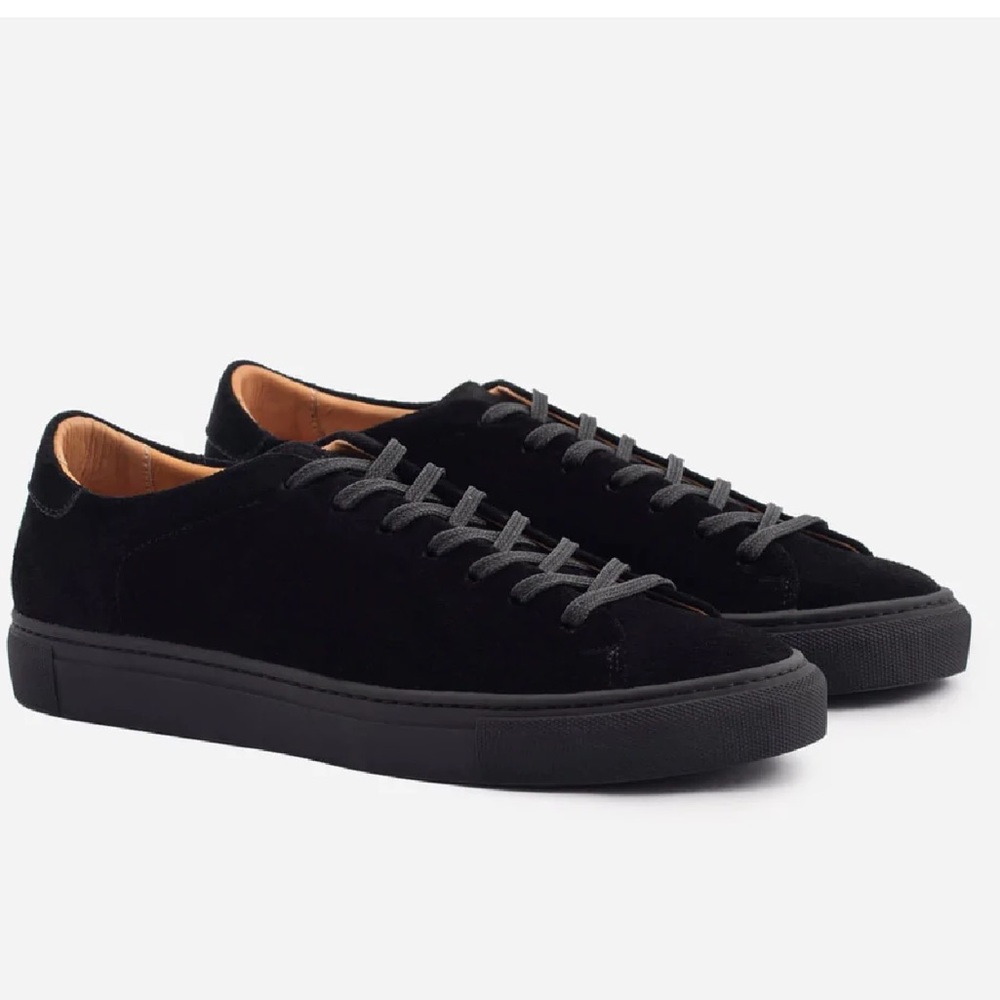 BOSS Hugo Boss NWOB Black Velvet Sneakers size 39